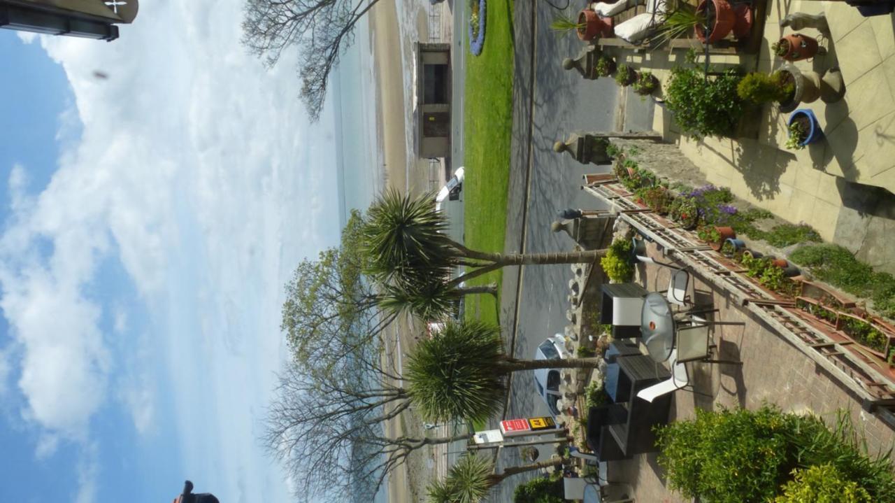 Whitehall Guest House Colwyn Bay Exterior photo