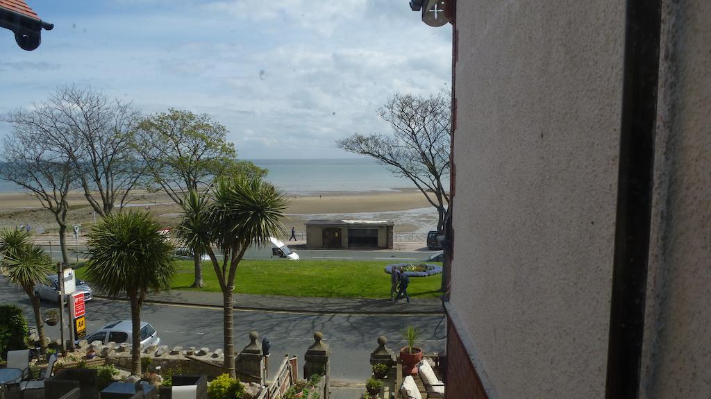 Whitehall Guest House Colwyn Bay Room photo