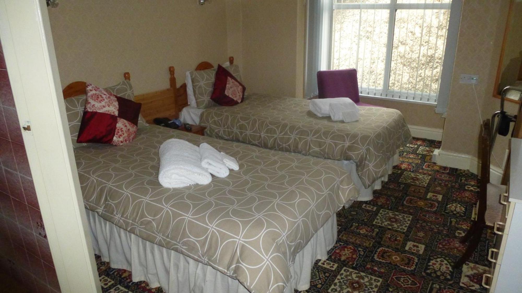 Whitehall Guest House Colwyn Bay Room photo